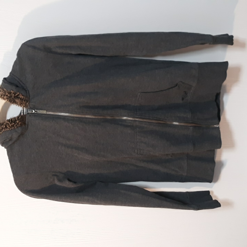 Roxy hooded sweater size S